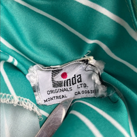 70’s Green Chevron Tie-Neck Dress - Picture 12 of 12